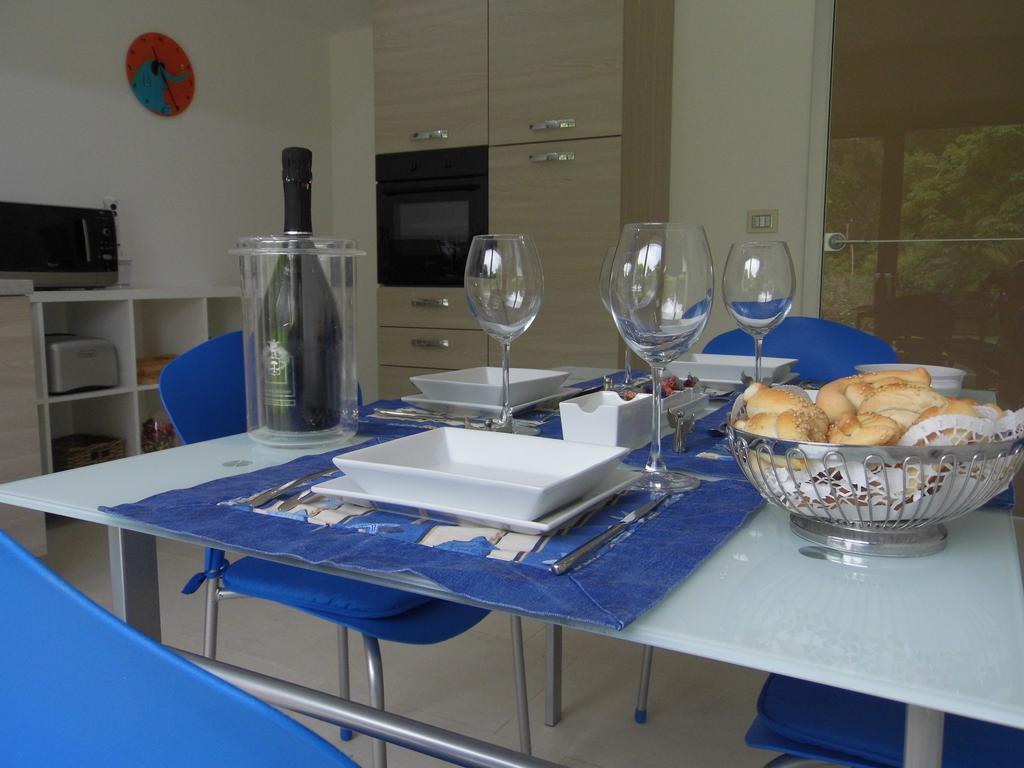 Fiore Dell'Etna Apartment Санта Венерина Екстериор снимка